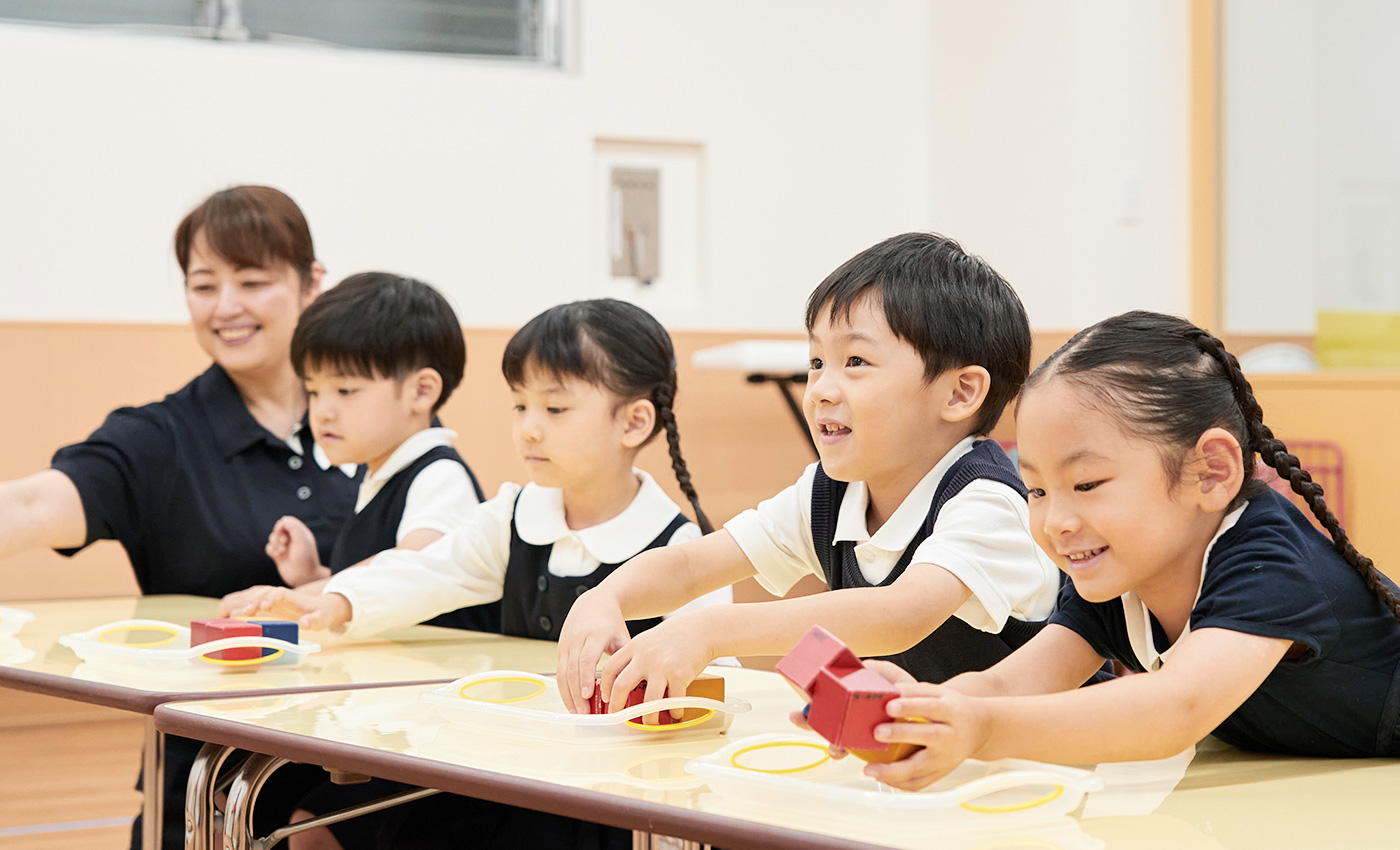 理英会　年中　年長　全年度　小学校受験 小学校受験のための塾なら有名私立小学校や国立小学校を目指す理英会